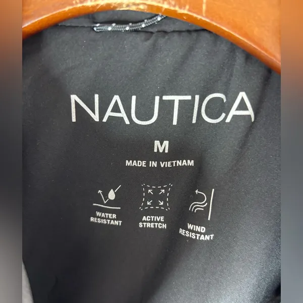 Nautica Performance M Men's Water Resistant Vest - Image 10