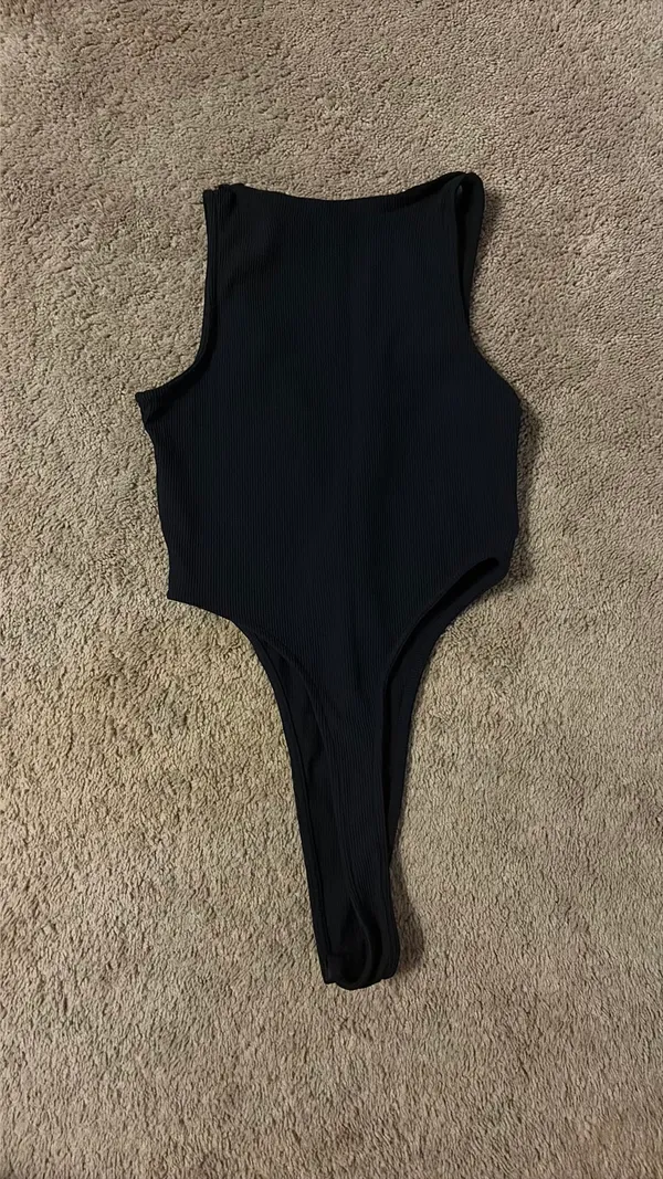 Edikted Bodysuit - Image 2