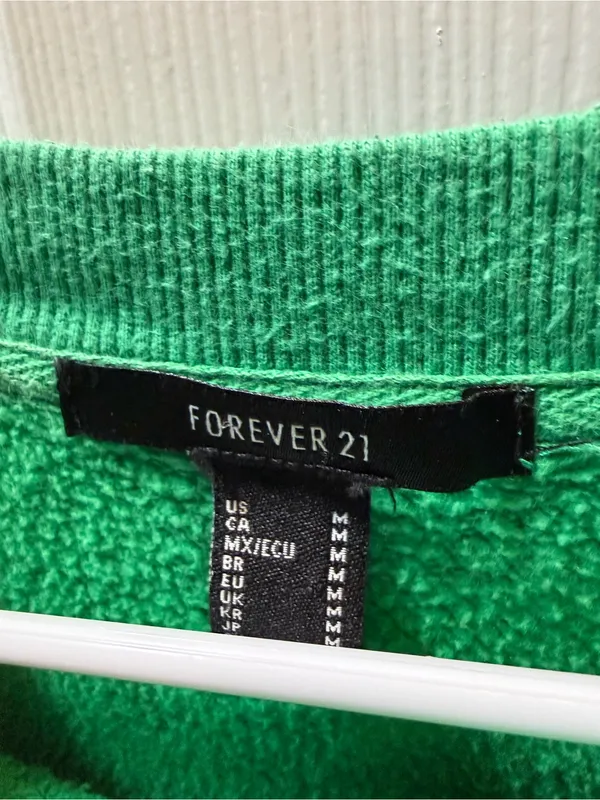 Forever 21 Green Graphic Crewneck Sweatshirt with Afro Portrait size M - Image 3