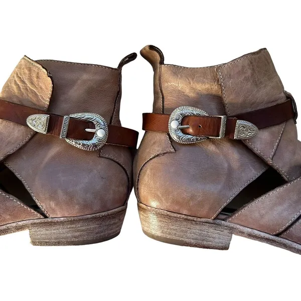 STEVEN‎ By Steve Madden Cut Out Ankle Boots Distressed leather Women's Size 38 - Image 9