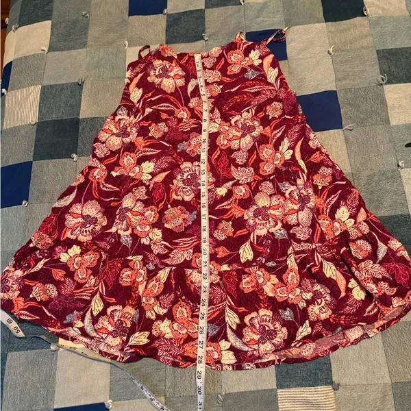 Old Navy Green Camo Sleeveless Dress - Image 3