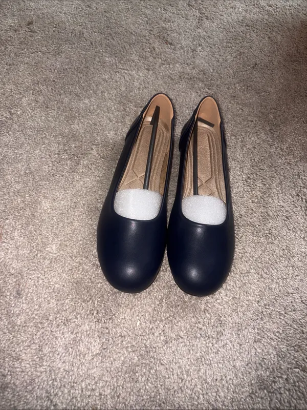 Women's Black and White Slip-On Ballet Flats size 10/10.5 - Image 2