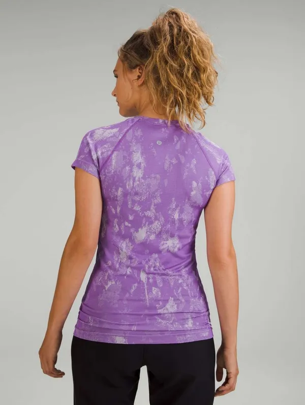 Lululemon SwiftlyTech Shirt 2.0 Shadow Bloom Moonlit Magenta pattern 12 - Image 2
