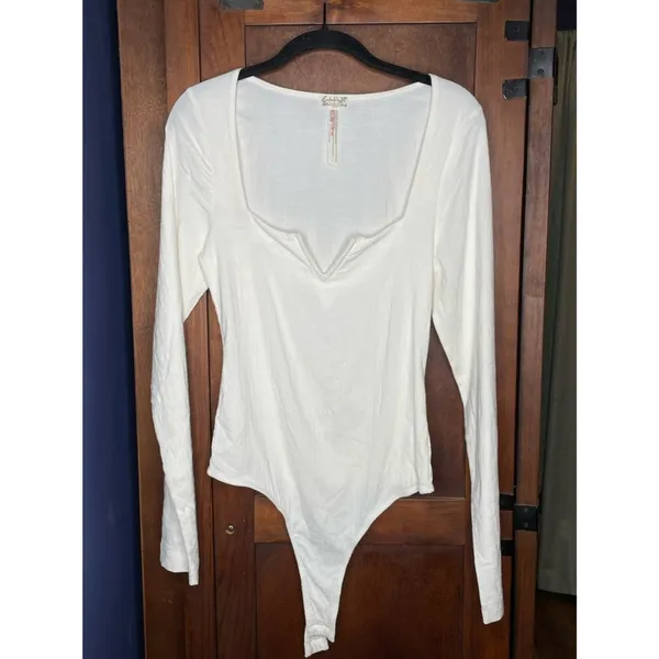 Free People Womens Zoe V Wire Ivory Bodysuit Medium Long Sleeve Romantic Boho - Image 4