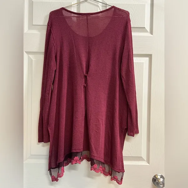 Altar’d State Maroon Long Sleeve Tunic - Size Large - VGUC - Image 2
