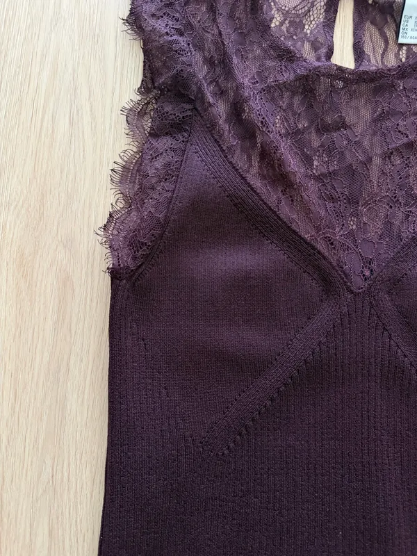 H&M Lace Top Tank - Image 4