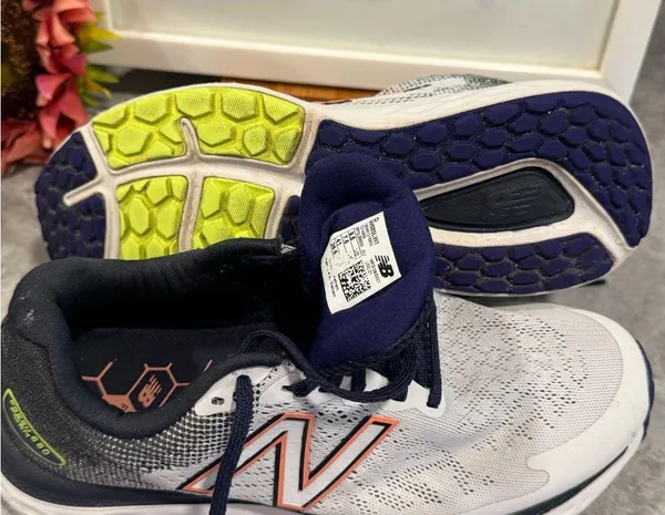 New Balance Fresh Foam 680 V7 Women's Running Shoes Size 9.5 Medium D - Image 6