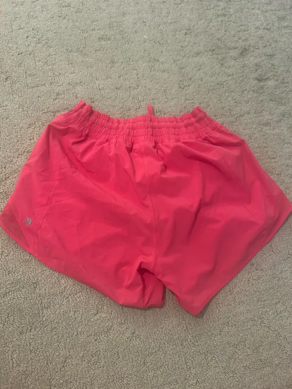 Hotty Hot Lululemon Shorts 4" 4 High-Rise - Image 2