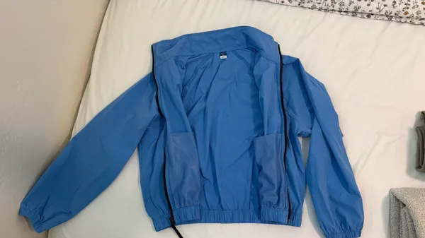 Old Navy Jacket - Image 2