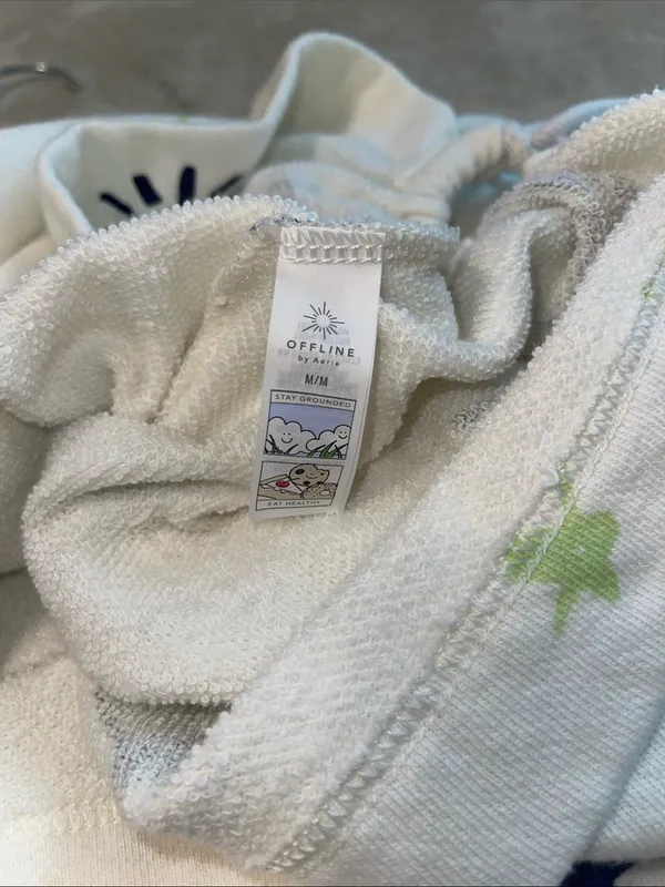 aerie OFFLINE™ Cream Pullover with Black Sun Graphic - Image 6