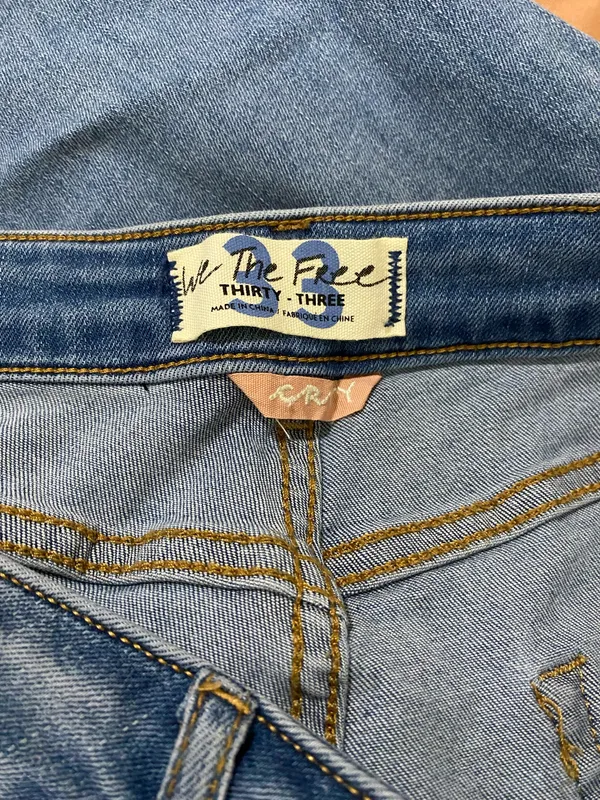 Free People Curvy Jeans 33 - Image 4