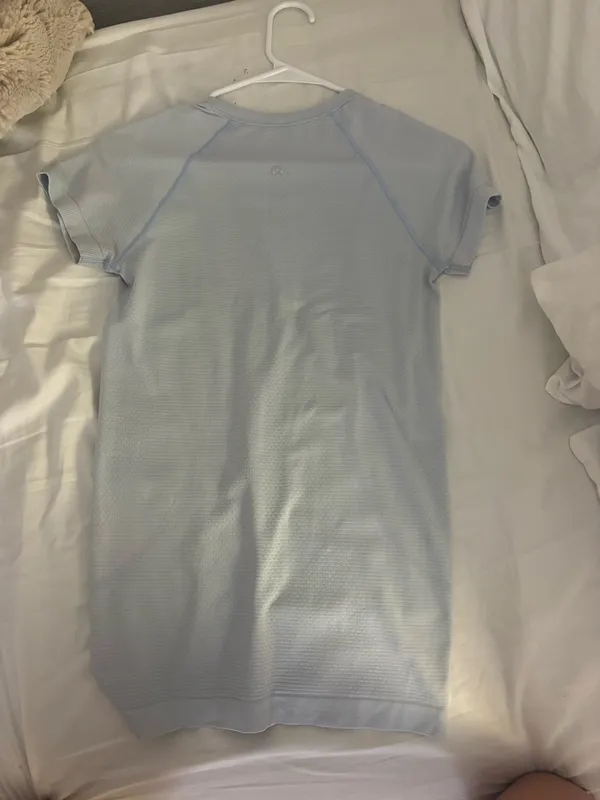 Lululemon Swiftly Tech Short Sleeve 2.0 - Image 2