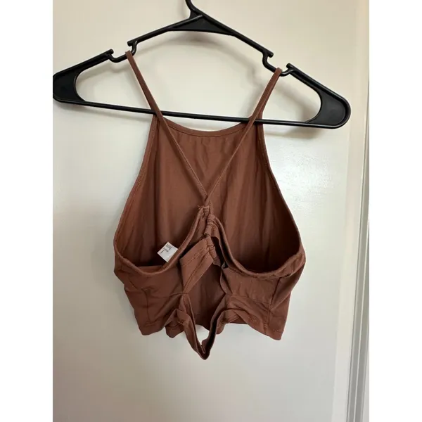 Brand Unknown Chocolate Brown Crop Criss Cross Back Tank Top Women's Sz Medium - Image 2