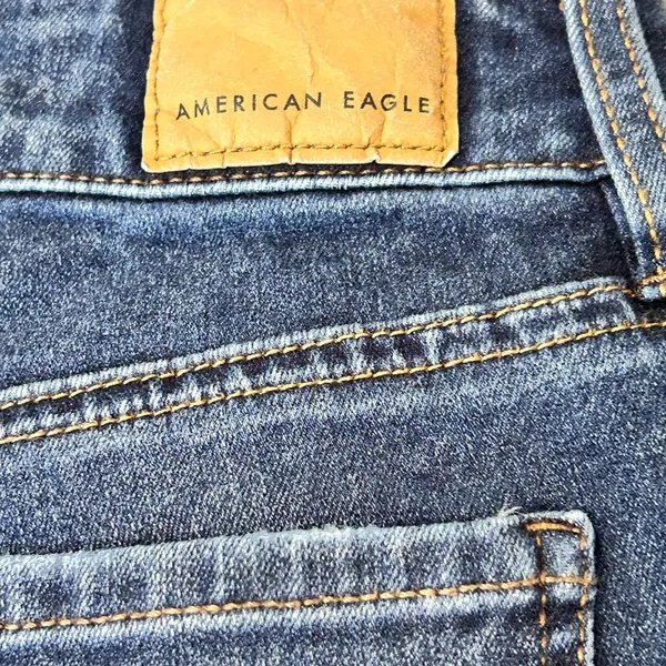 American Eagle Hi-Rise Distressed Jegging Size 2 - Image 4
