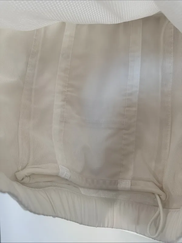 lululemon White Lightweight pack light 1/2 zip pull over workout jacket - Image 7