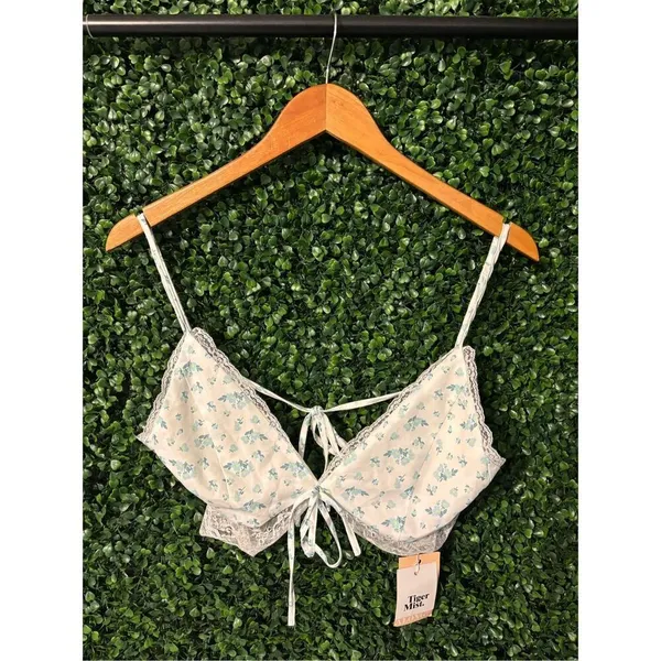 Tiger Mist Camille Crop Top Sz XS NWT Floral - Image 2