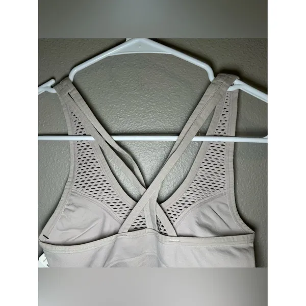 NEW Victoria’s Secret Mesh Seamless Strappy Back Sports Bra Women’s Size Small - Image 5