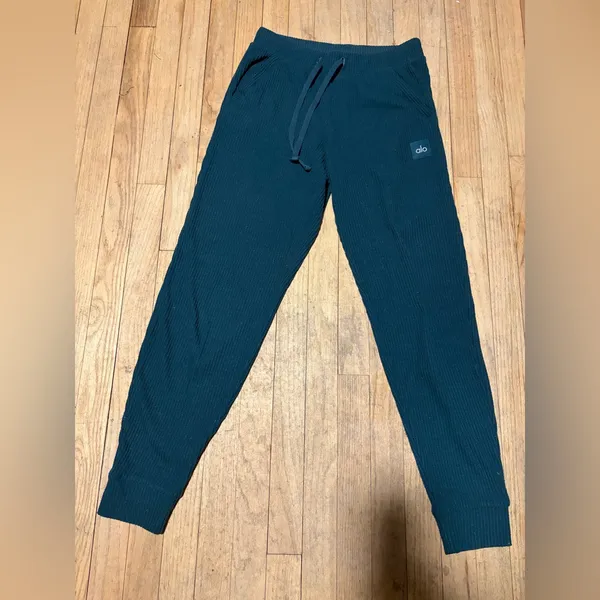 Alo Muse "Midnight Green" Joggers - Image 3