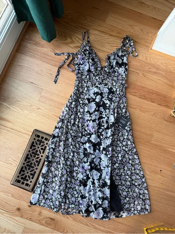 Lulus NWT Black Lavender Floral Ruffle Tie Strap Maxi Dress S - Image 3
