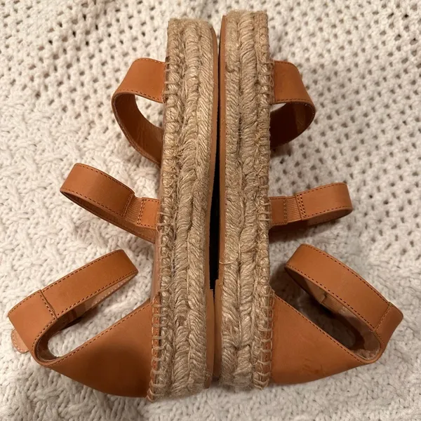 SOLUDOS STRAPY Women's Tan Sandals SIZE 8 - Image 5
