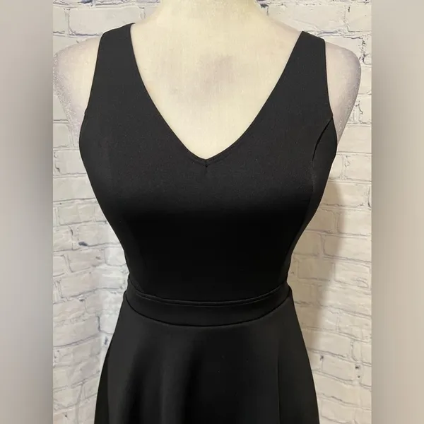 Abercrombie & Fitch Black dress Mesh Sides And Zipper Back Size Small - Image 2