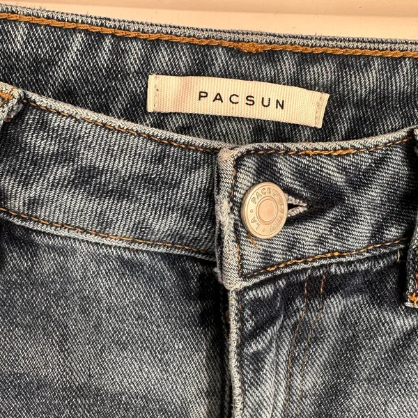 Pacsun Women's Blue Mom Jean Jeans Size 27 - Image 5