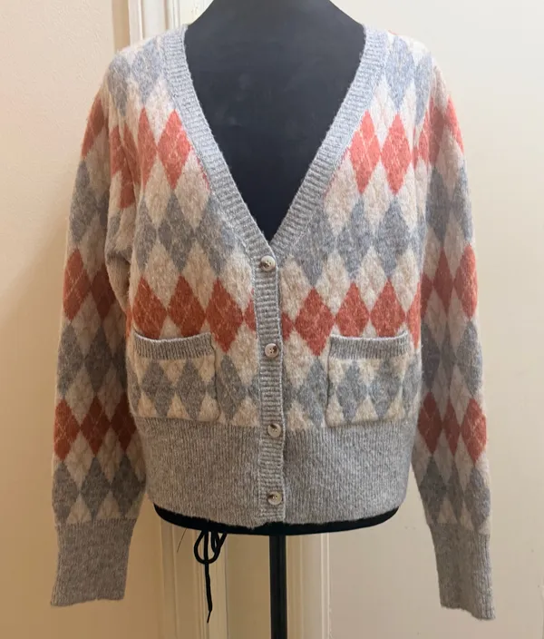 Lush Preppy Argyle Knit Button Up Cardigan In Grey & Mauve - Size M - NWOT - Image 2