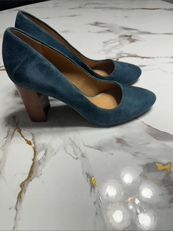 Franco Sarto Blue Suede Block Heel Pumps - Image 7