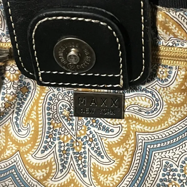 FINAL PRIce MAXX Black Nylon & Leather Tote / Shoulder Handbag - Image 6