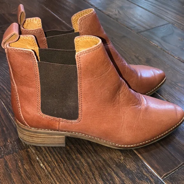 Lucky brand leather ankle booties size 8 1/2 - Image 4