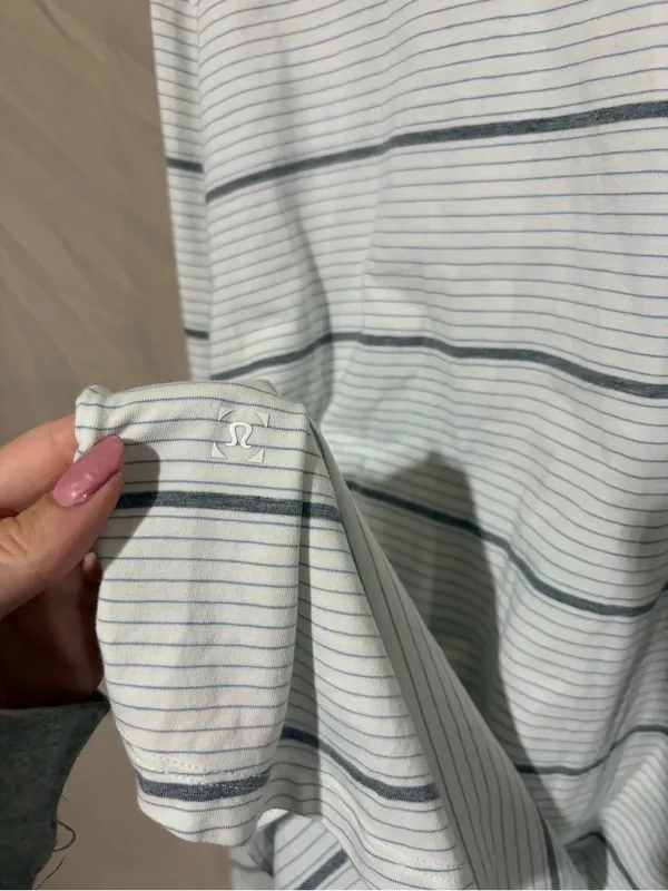 Lululemon long sleeve - Image 3