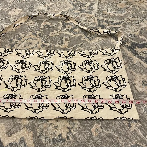 Floral Freda Salvador Patterned Shoulder Bag Black - Image 3
