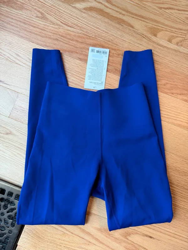 Lululemon Glow Up Super-High-Rise Tight 28” Leggings Blue Size 8 NWT - Image 4