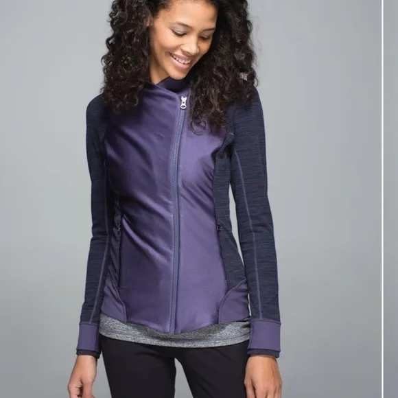 Lululemon Emerge Purple Jacket NWOT - Image 3