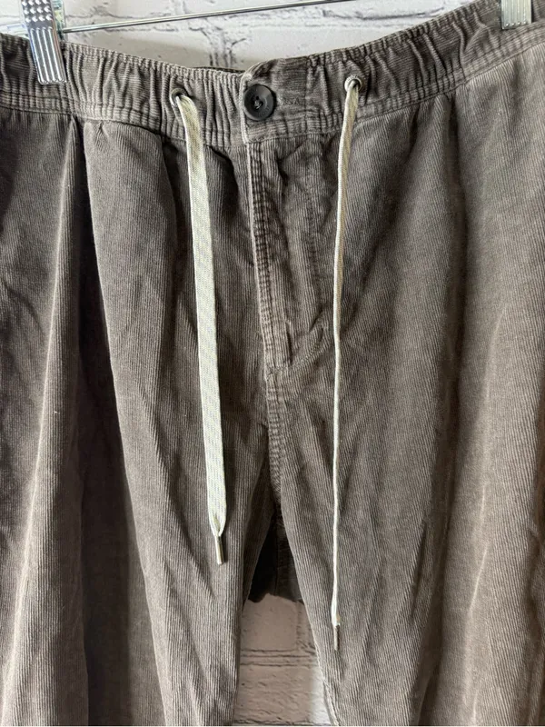 Vuori women’s brown draw string pants medium - Image 9
