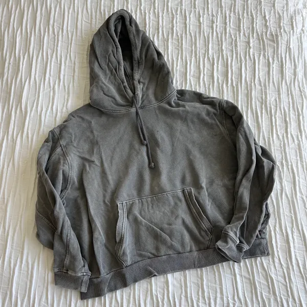 Levi's Oversized Hoodie - Image 2