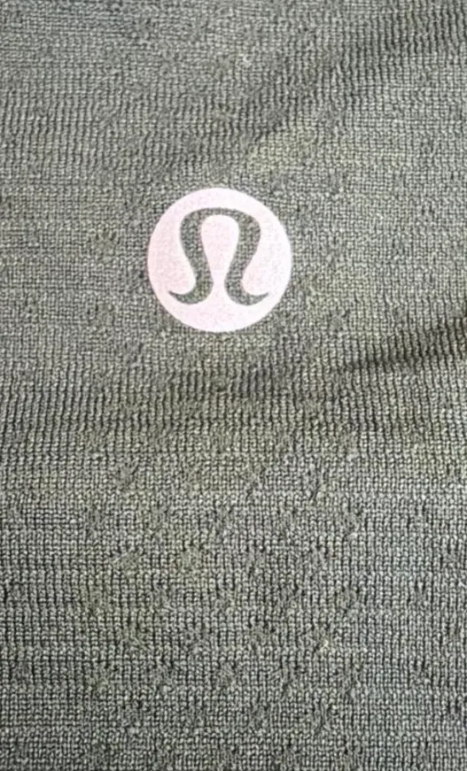 Lululemon Swiftly Tech Short Sleeve green  - Image 3