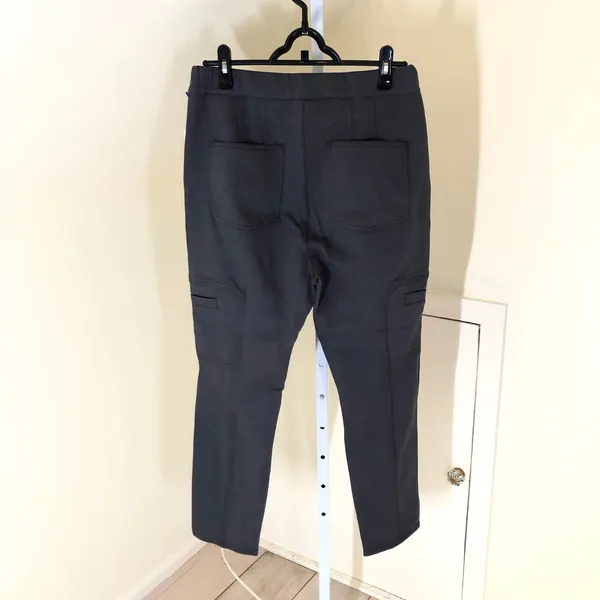 Anthropologie NWT Women's Gray Cropped Pull On Utility Pants Size M - Image 5