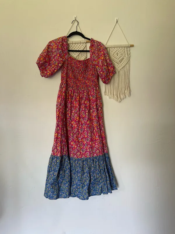 House of Harlow 1960 Smocked Puff Sleeve Floral Midi Dress - Image 2