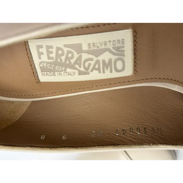 Salvatore Ferragamo Cream Leather Block Heel Pumps Silver Ball Detail Size 9B - Image 9