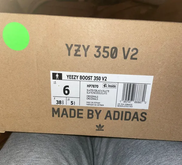 Yeezy 350 Boost V2 - Image 6