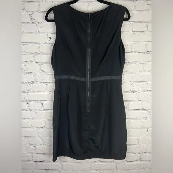 Forever 21 Black Sheath Dress size large Zip Back Lined Sleeveless Ribbon‎ - Image 2