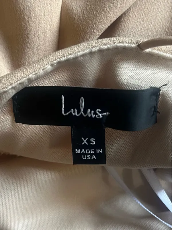 Perfection. Lulus Beige One Shoulder Dress XS Date Night - Image 12