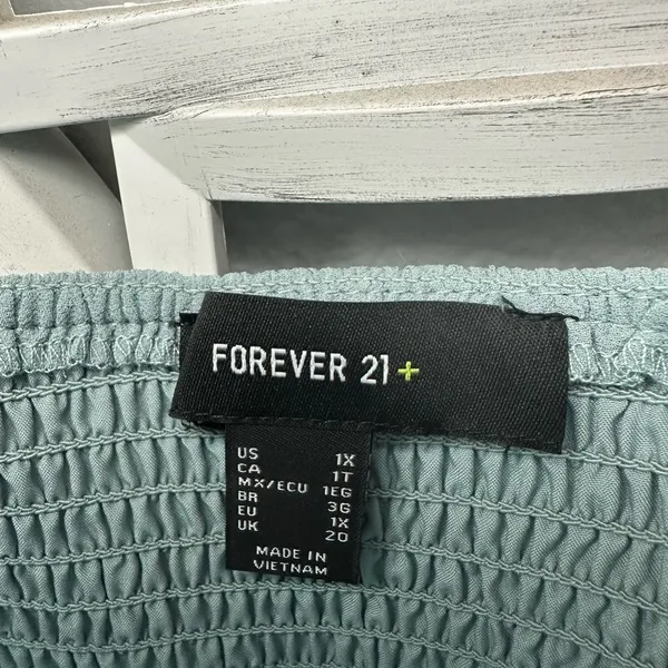 Forever 21 Plus Gray/Blue Mini Dress - Image 5