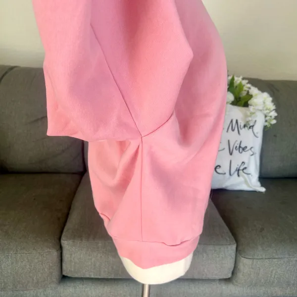 NYC Brooklyn Pink Graphic Sweatshirt Size undefined - Image 8