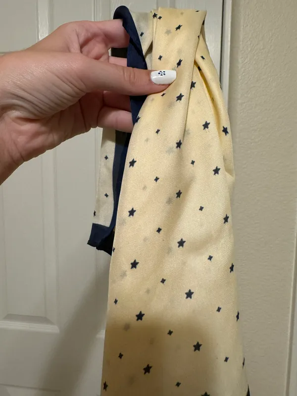 Showpo Off White Blue Star Scarf - Image 2