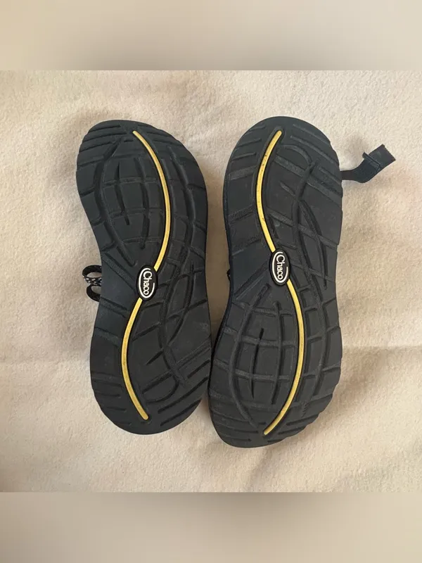 Chacos Black Strappy Women's Outdoor Sandals Size W9 - Image 11