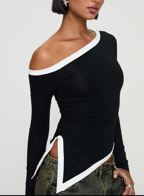 Long Sleeve Off The Shoulder Princess Polly Top - Image 4