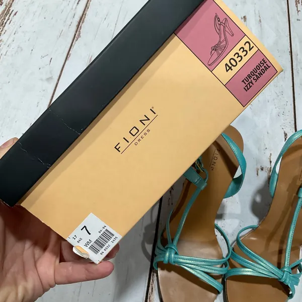 FIONI TURQUOISE‎ STRAPPY HEELED SANDALS - Image 8