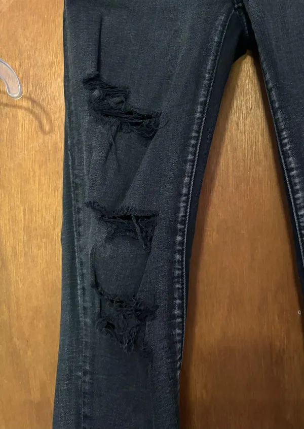 American Eagle Jeans - Image 3